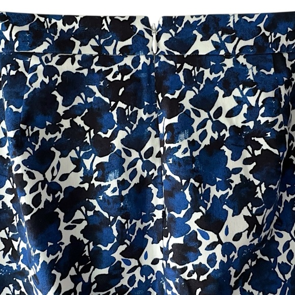 J CREW | NWOT NAVY BLUE & WHITE FLORAL COTTON STRETCH PENCIL SKIRT LINED SIZE 6 - Picture 8 of 10